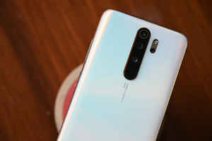 AMAZON গ্রেট ইন্ডিয়ান সেলে কিনুন দারুন সব স্মার্টফোন