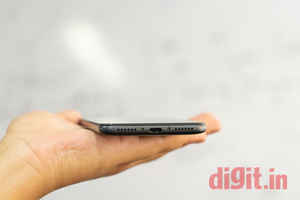 Xiaomi Poco F1 লিকুইড কুলিং ফিচার সহ এই ফোনের আরও  কিছু বৈশিষ্ট্য