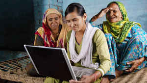 இந்த 10 விஷயத்தை வாட்ஸ்அப்ல  செஞ்ச ஜெயில் நிச்சயம்