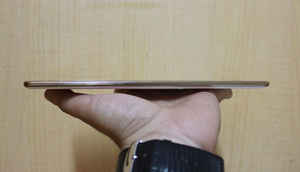 Hands-on: Samsung Galaxy Tab S 8.4, the iPad Mini challenger