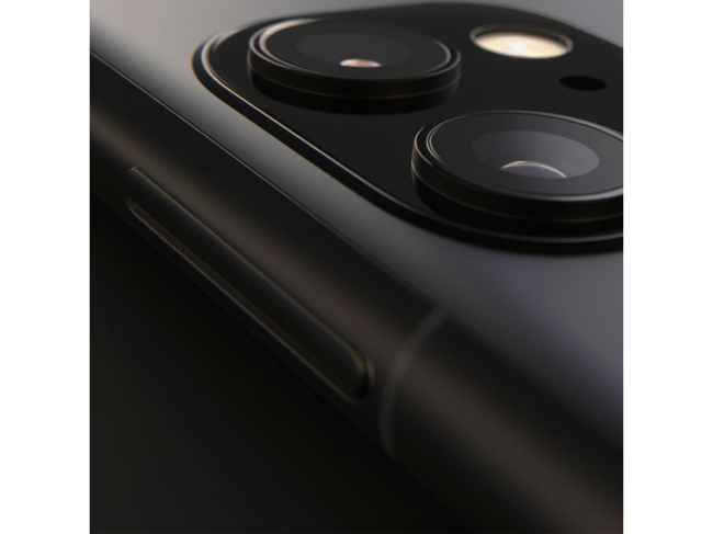 Foldable iPhone cameras