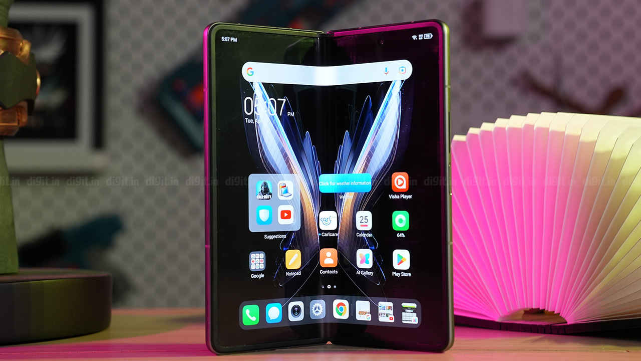 Tecno Phantom V Fold Review : The cheapest foldable, but is it worth the price?
