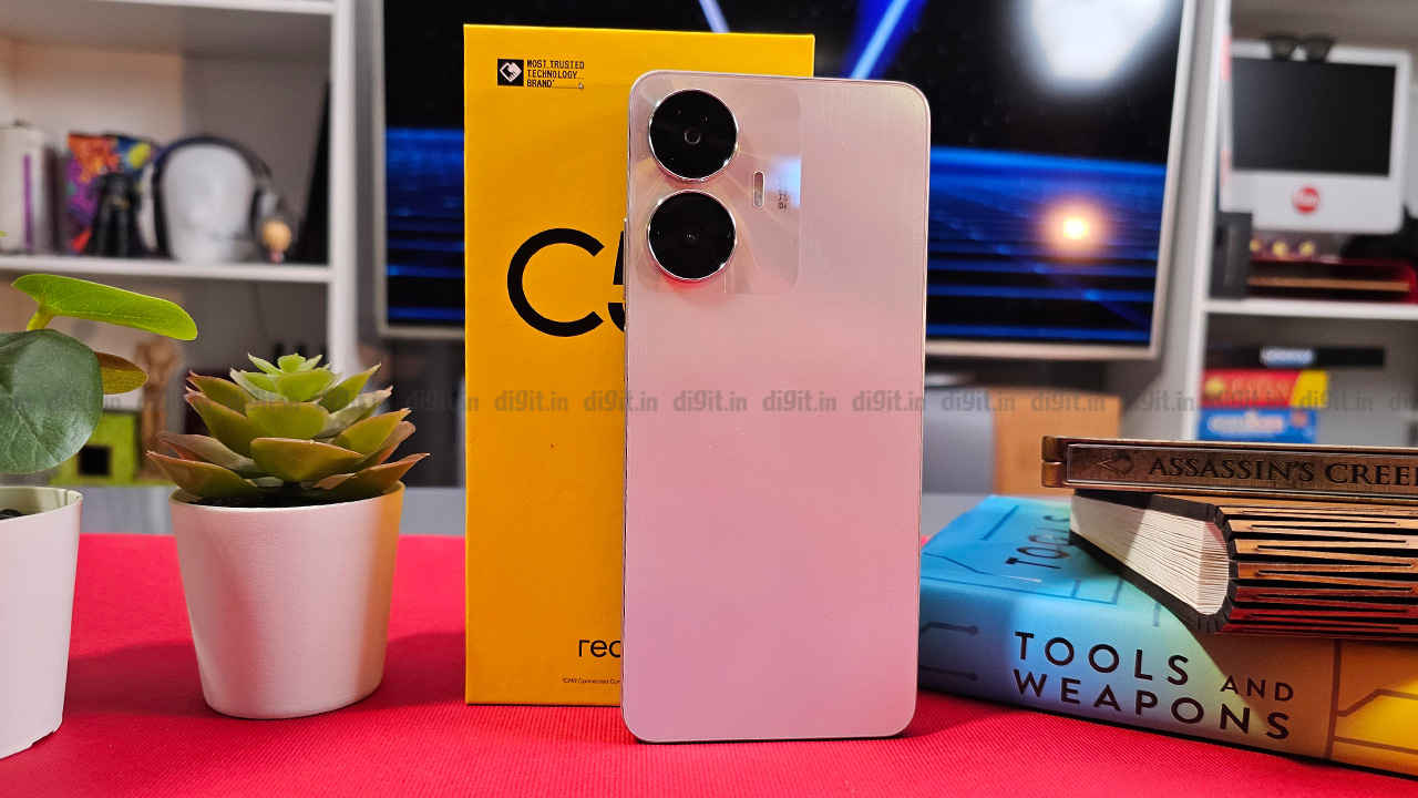 Realme C55 Review : Fantastic battery life, performance could be better