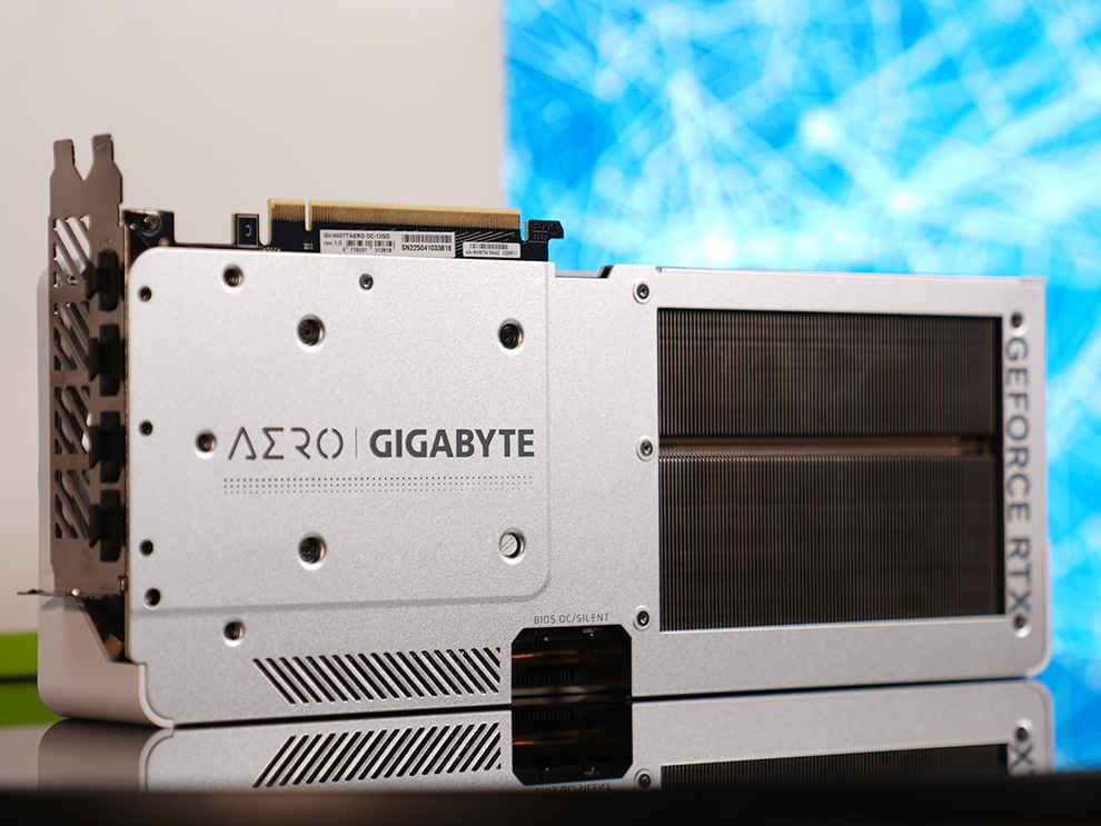 GIGABYTE GeForce RTX 4070 Ti Aero ग्राफ़िक्स कार्ड