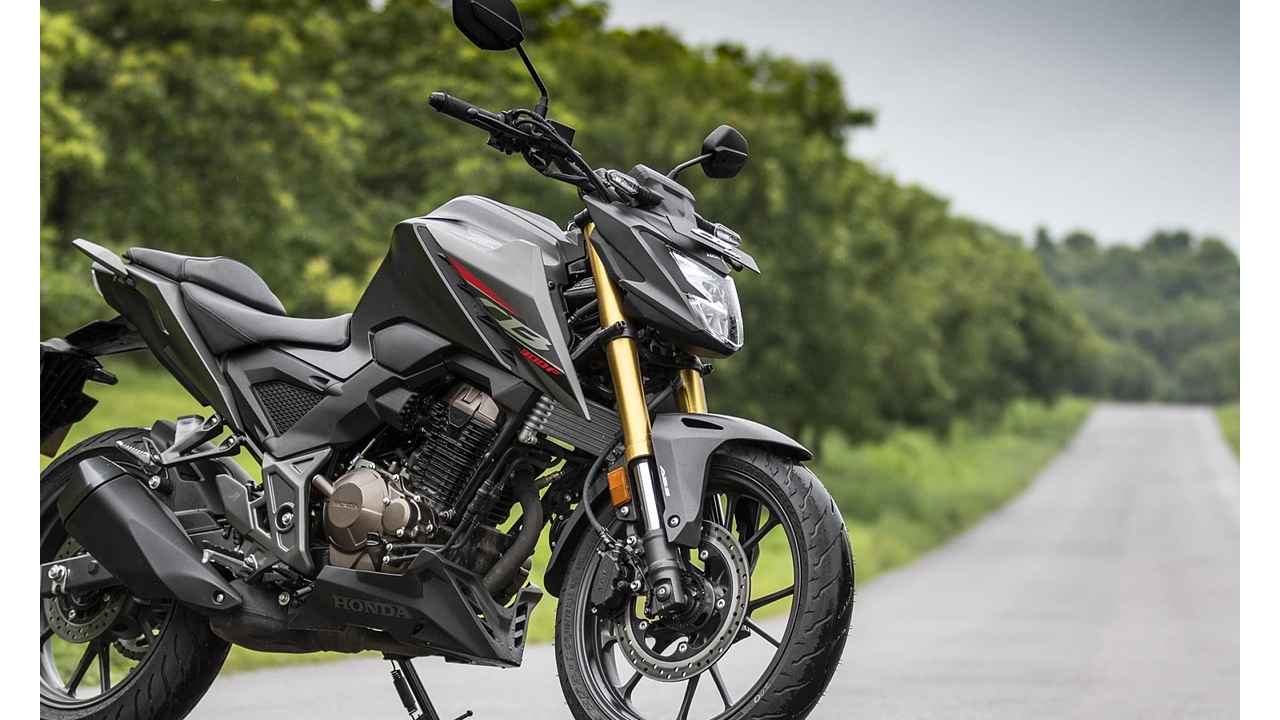 Honda CB300F-এর উপর দুর্দান্ত ছাড়! 31 ডিসেম্বর পর্যন্ত কতটা দাম কমল বাইকের?