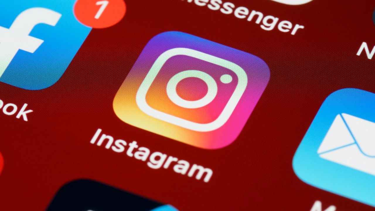 Instagram will soon release an AI chatbot, what if its actually risky