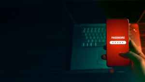 உங்க  போன் ஹேக்கர்கள் ஹேக் செய்யப்பட்டுள்ளதா அதை எப்படி  தெரிந்து கொள்வது?