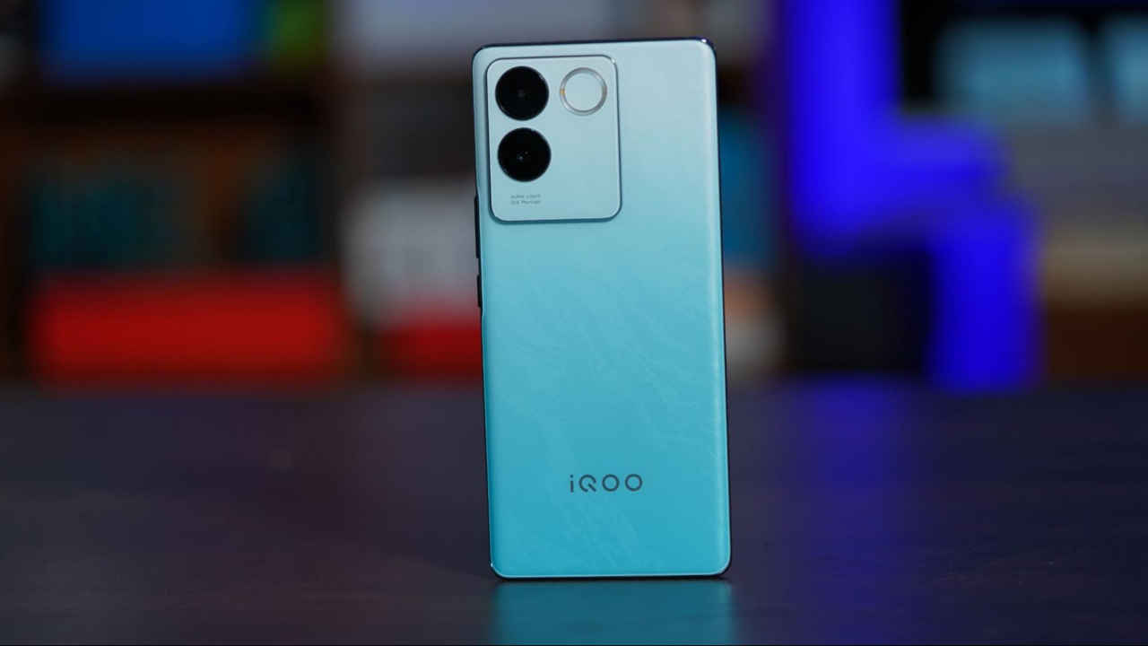 iQOO Z7 Pro Review : Speed thrills with design skills