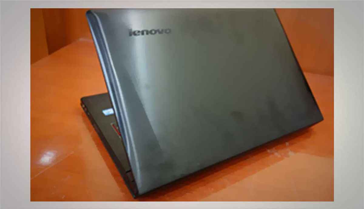 Lenovo IdeaPad Y500 gaming laptop