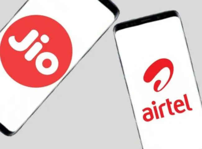 Reliance Jio VS Airtel 299 recharge plan in india