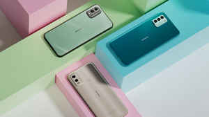 8000 रुपयांपेक्षा कमी किमतीत येतात 'हे' स्मार्टफोन्स, अतिशय स्वस्तात मिळतील भारी फीचर्स