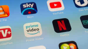 फिल्मों के शौकीन हैं और अब तक नहीं देखीं हैं ये फिल्में तो जल्दी करें लिस्ट में शामिल