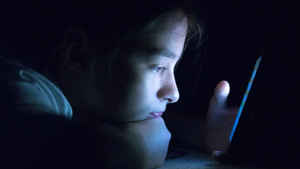 5G अनलिमिटेड डेटासह येतात 'हे' AIRTEL प्लॅन्स, अन्य भारी बेनिफिट्सही उपलब्ध