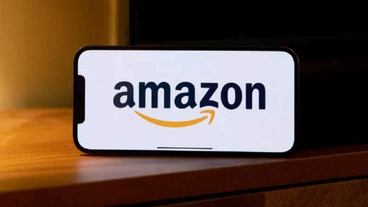 स्टायलिश स्मार्टवॉचेस भारी सवलतीसह खरेदी करा, Amazon सेलमध्ये बघा सर्वोत्तम पर्याय