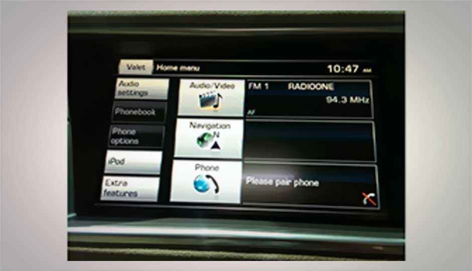 Tech in Range Rover Evoque at Auto Expo 2014 Tech in Range Rover Evoque at Auto Expo 2014