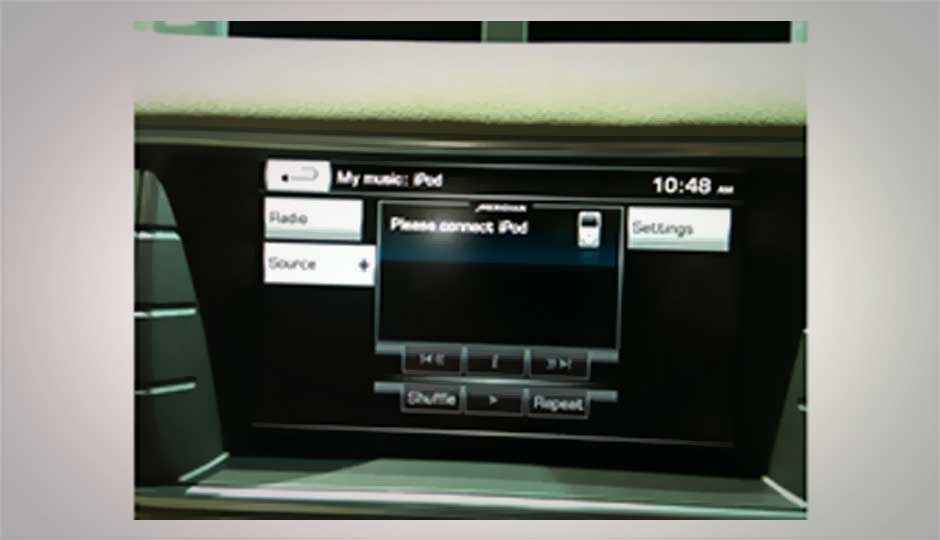 Tech in Range Rover Evoque at Auto Expo 2014 Tech in Range Rover Evoque at Auto Expo 2014