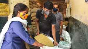 రేషన్ కార్డ్ లబ్ధిదారులకు ముఖ్యమైన అప్డేట్..ఈ పని చెయ్యకపోతే ఉచితాలు ఉండవు.!