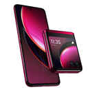 Motorola Razr 40 Ultra lets Android embrace the folding design with unique software features