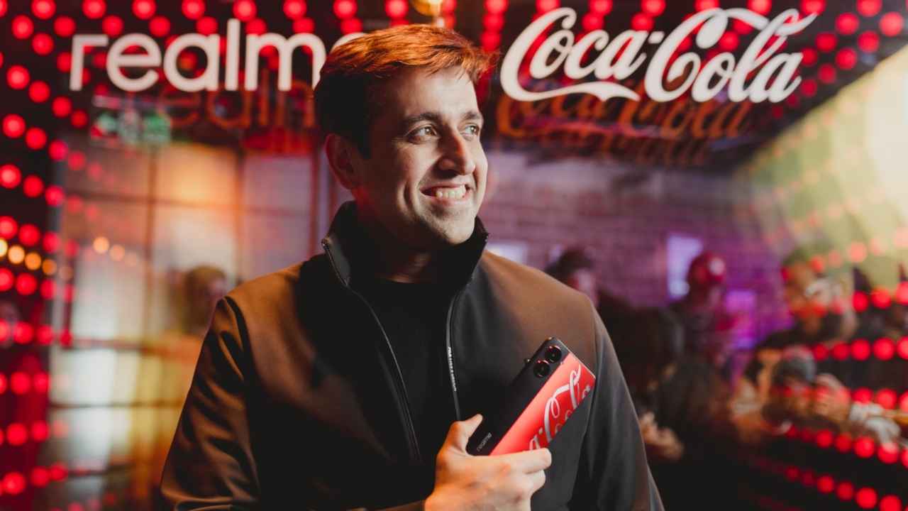 शानदार डिजाइन के साथ भारत में आया Realme 10 Pro Coca-Cola Edition, कीमत है असली फोन से इतनी अलग