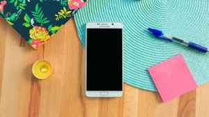 Safety phones 2023: സേഫ്റ്റി മുഖ്യം ബിഗിലേ! എങ്കിൽ ഈ ഫോണുകളാണ് മികച്ച ചോയിസ്