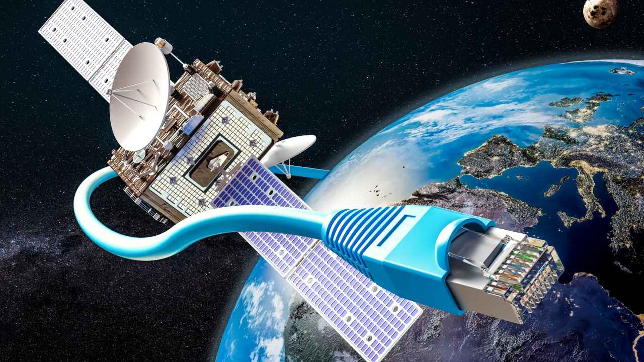 क्या Jio और Airtel के साथ हो जाएगा खेला? भारत में Bahubali बनकर आ रहा Elon Musk का Satellite Internet?