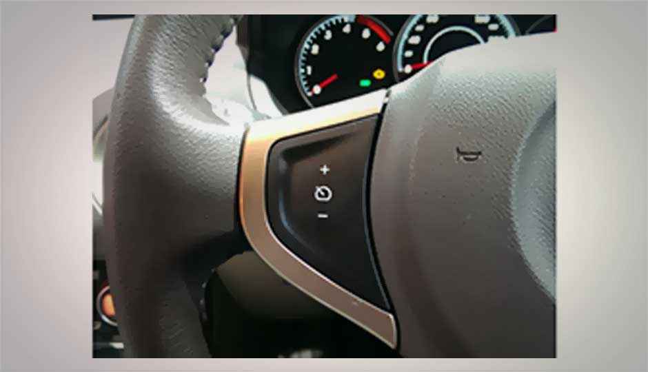Tech in Renault Koleos at Auto Expo 2014 Tech in Renault Koleos at Auto Expo 2014