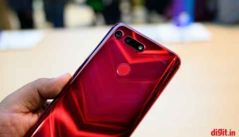 honor view 20 with watch