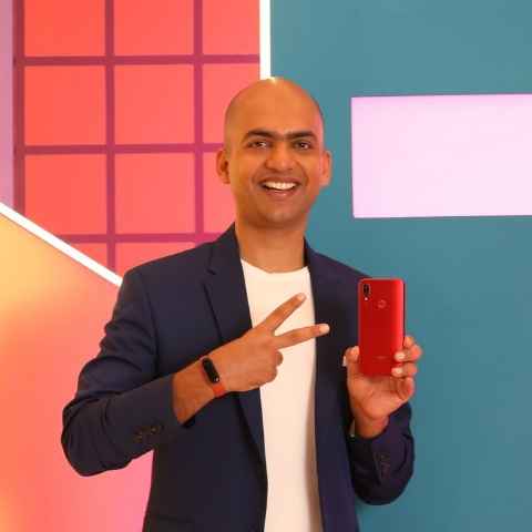 Redmi 7S shown off by company executive, Redmi 7A spotted on TENAA