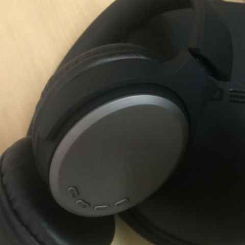 Xech A8 Bluetooth Heradphone Review: वॉयस असिस्ट फीचर इसे बना देता है सबसे खास