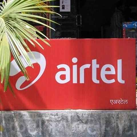 Jio உடன் மோதும் விதமாக  குறைந்த விலையில் கொண்டு வரும் Airtel யின் 4G  ஸ்மார்ட்போன்.