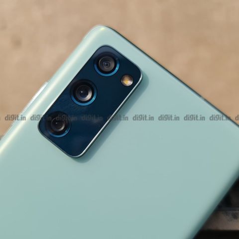 Samsung Galaxy S20 FE 5G Review: Style meets substance - Vimarsana News