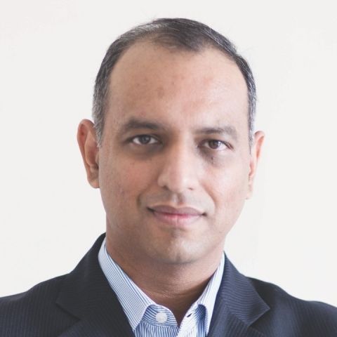 Navnit Nakra from OnePlus shares his views on how smartphone technology will evolve till 2041 - Vimarsana News