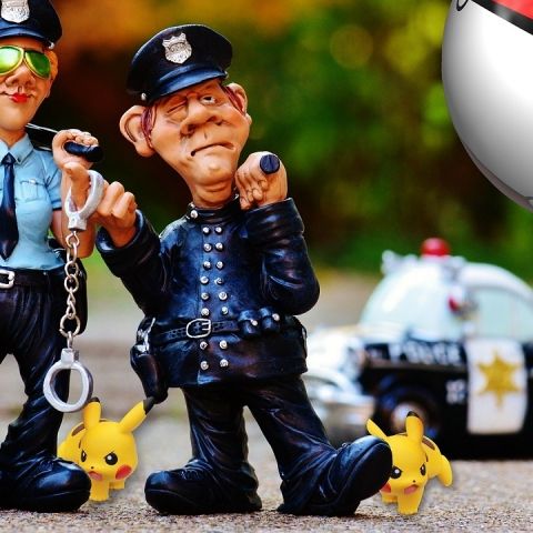 LAPD police officers fired for playing Pokemon Go on the job and ignoring an actual robbery - Vimarsana News