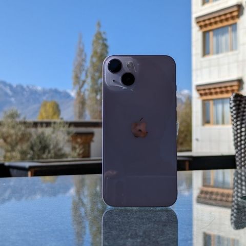 Apple iPhone 14 Review: A mixed bag - Vimarsana News