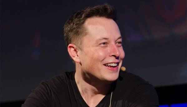 Nothing political, I just don't like Facebook: Musk