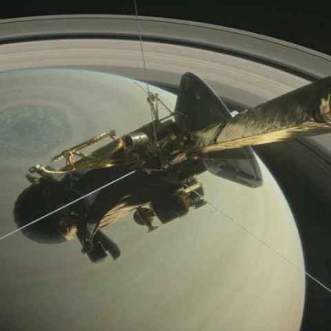 মাহাকাশ যান  ক্যাসিনির স্মৃতির উদ্দেশ্যে