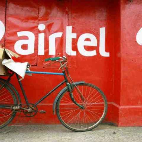 வெறும் 150ரூபாய்க்குள்  ரீச்சார்ஜ் செஞ்சா, நிம்மதியா இருக்கலாம்.