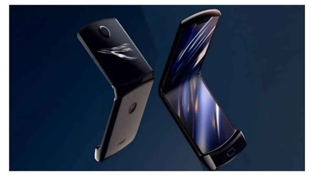 Motorola is rumoured to launch the Razr+ 2023 with a smaller battery  | Digit