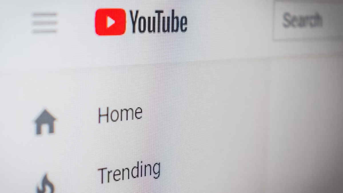 YouTube will let you hum a tune to find a song, thanks to Google Assistants hum-to-search