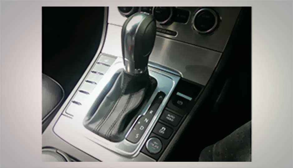 Auto Expo 2014: Car Tech in Volkswagen Passat Auto Expo 2014: Car Tech in Volkswagen Passat