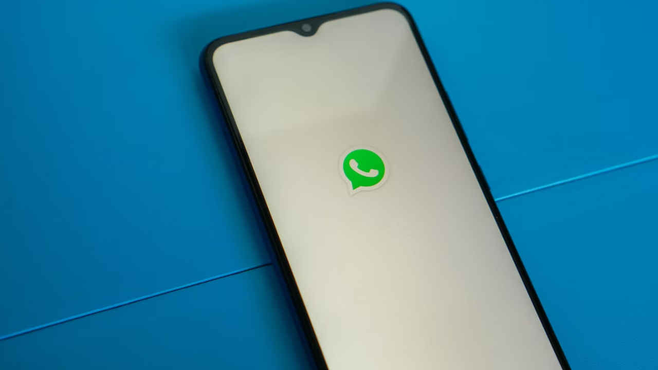 WhatsApp now lets you send instant video messages, here’s how