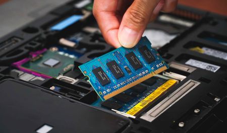 Russian modder builds his own DIY RAM amid the DRAM crisis