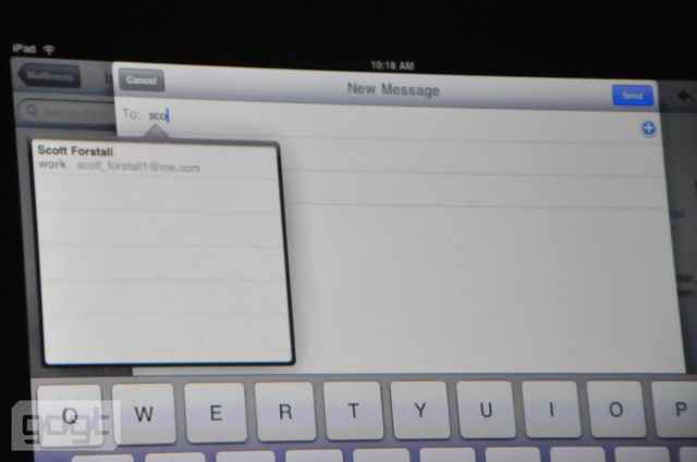 Sending an email using the Apple iPad