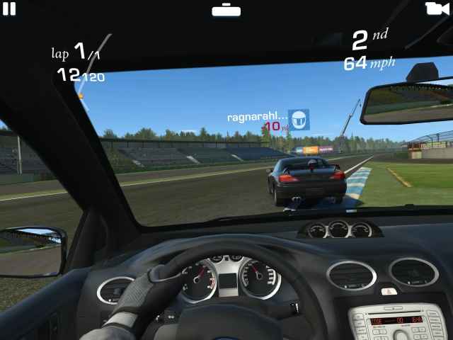 which ist better real racing 2 vs 3