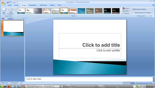 Microsoft Office Powerpoint 2007 running on openSUSE using CrossOver 9.0. [Click for larger image]