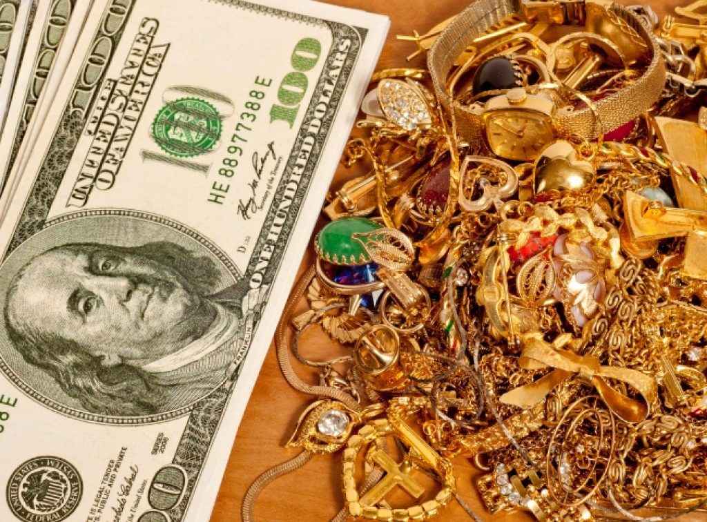 gold price close to 70000 rs