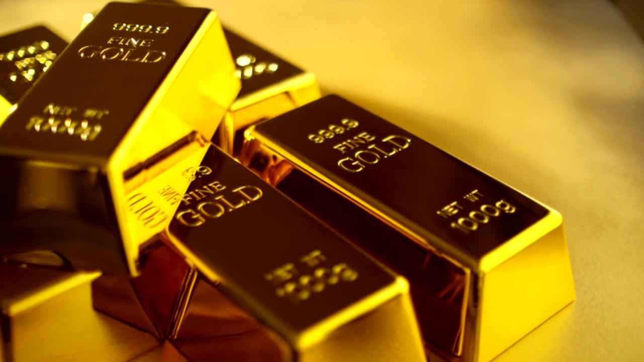 Gold Price Drop: 7 नवंबर को 22 और 24 कैरेट सोना हुआ सस्ता, देखें नई कीमतें