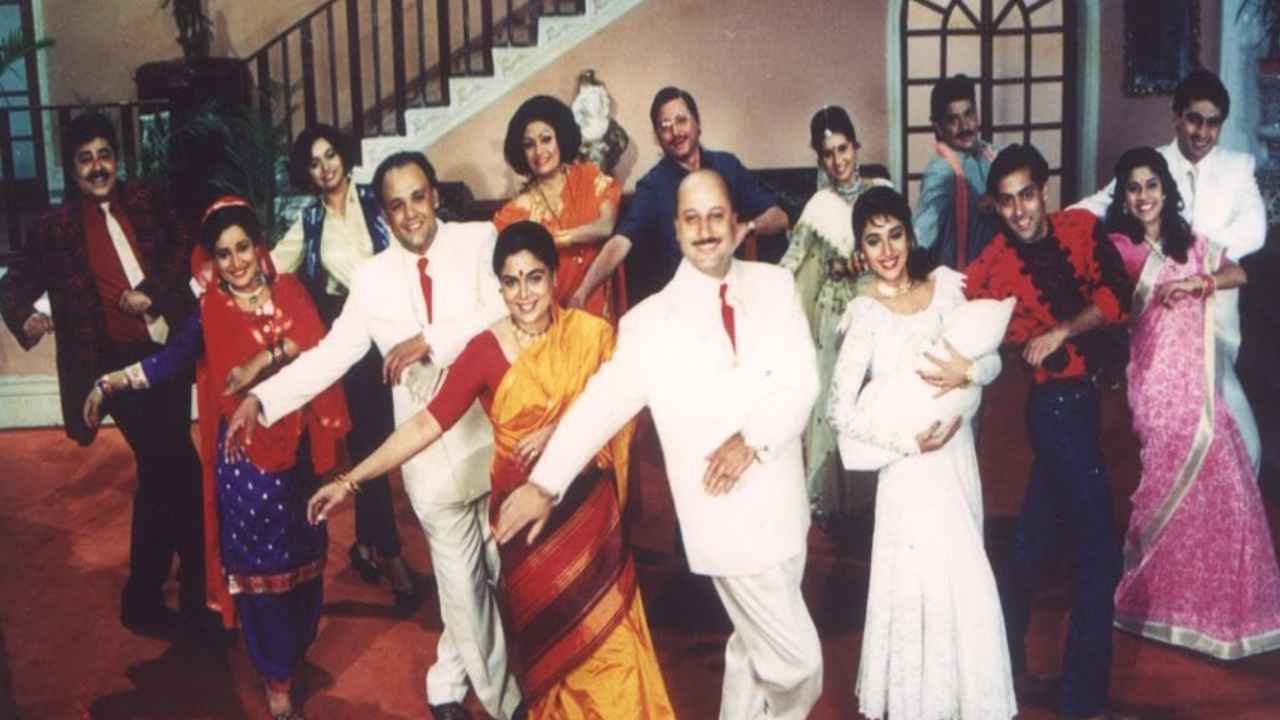 “Hum Aapke Hain Koun..!” फैंस के लिए 7 जबरदस्त OG वाइब्स वाली देसी फिल्में; देती हैं प्यार, परिवार और मस्ती का फुल डोज़!