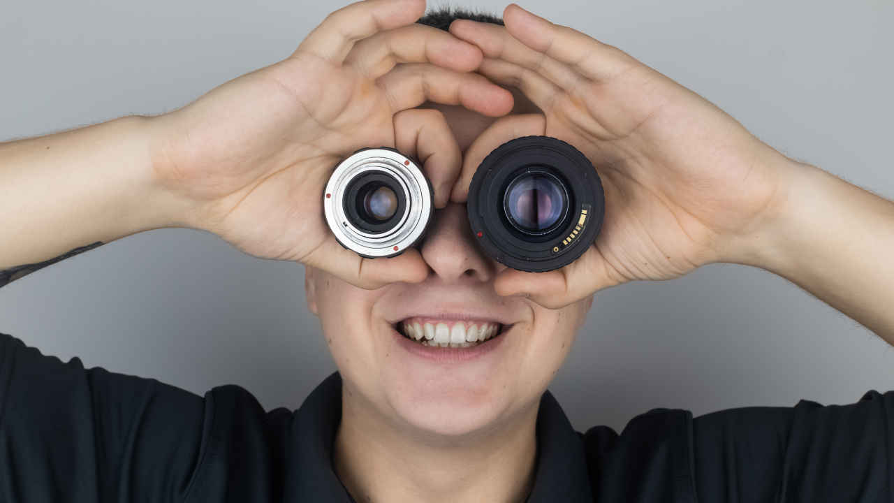 कितने मेगापिक्सेल का होता है इंसानी आँख का लेंस? किसी भी फोन कैमरा को दे सकता है मात, देखें सम्पूर्ण डिटेल्स