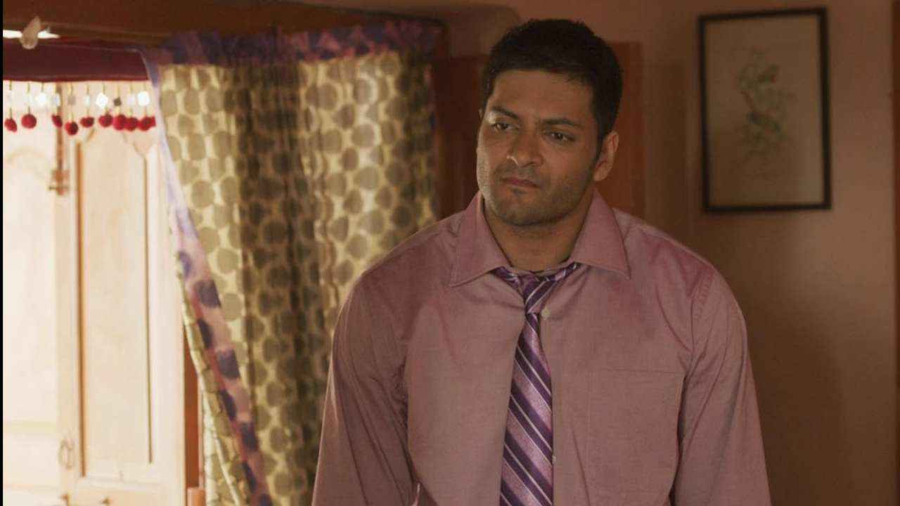 Mirzapur Season 4 के भौकाल से पहले जरूर देखें ये 6 वेब सीरीज, भूल जाएंगे ‘गुड्डू पंडित’ की गुंडई